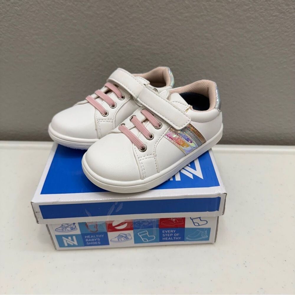 Nauti Nati Baby Sneakers Size 18-24 M Shoes White Pink Non Slip First Walking - Picture 2 of 7